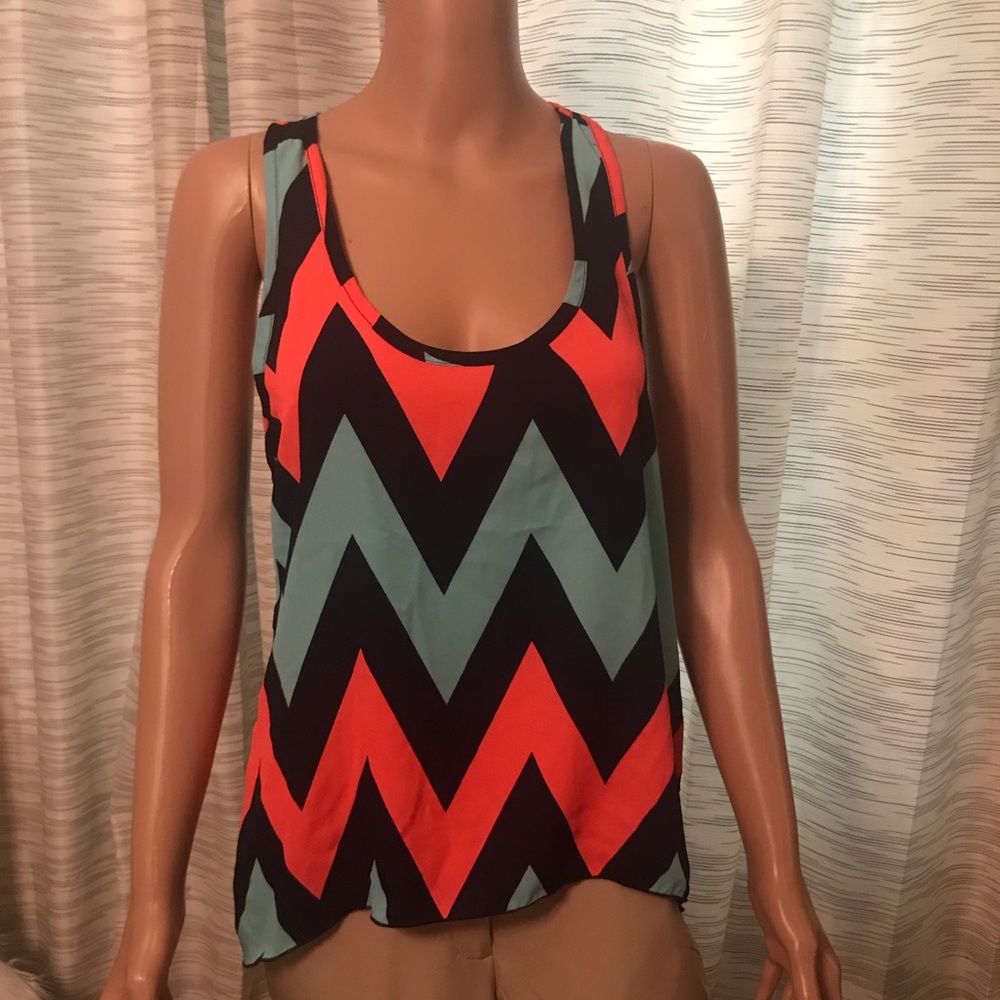 Tank top - Picture 8 of 9